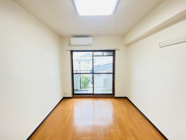 スクエア田邊0207号室 リビング