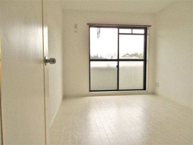 グランデール緑園0310号室 洋室２　※別号室の参考写真です(現況優先・仕様違いの場合あり)