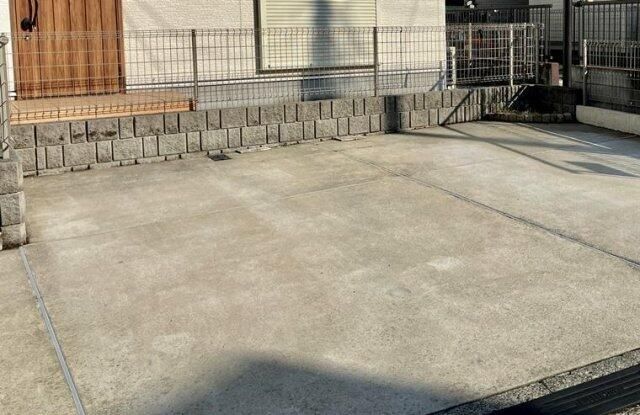 洋光台戸建 駐車場