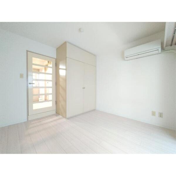 グリム武蔵新城 リビング