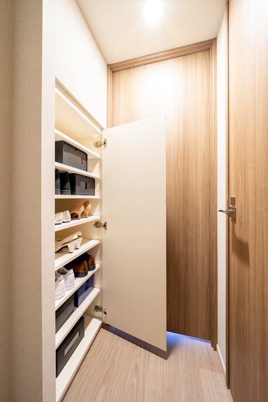 レジディア蒲田プレイス9階 玄関