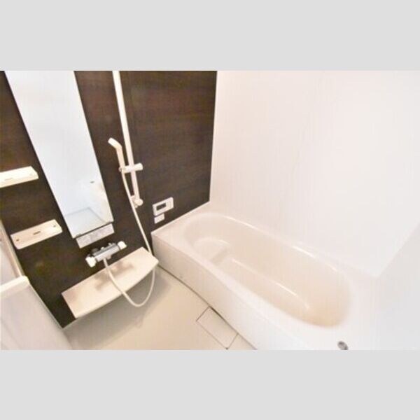 ベルシャイン厚木Ⅱ バス