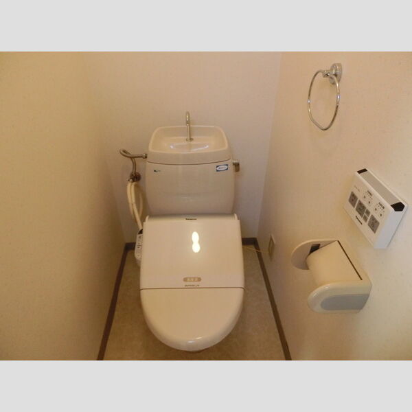 パセオおゆみ野208号室 温水洗浄暖房便座