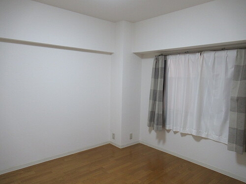 グリーンコーポ川口2階 洋室