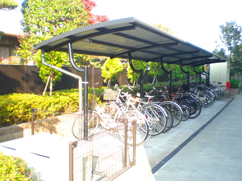 レオパレス南境302号室 屋根付の駐輪場で雨の日も安心！