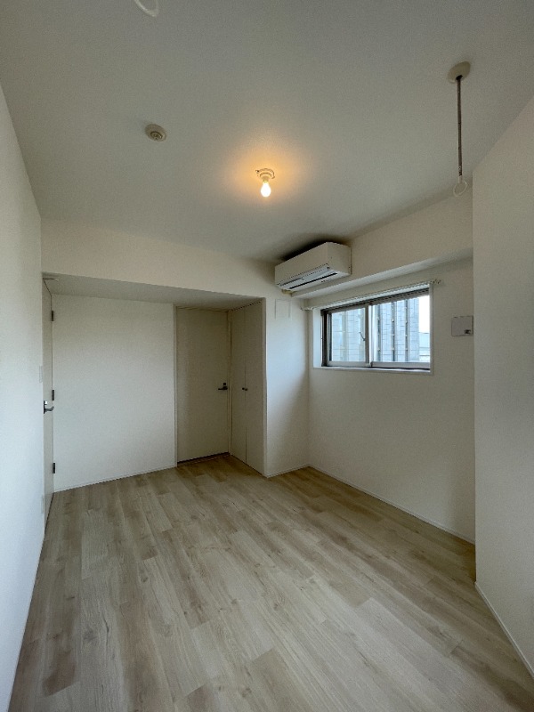 レジディア三越前10階 寝室