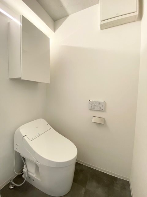 ラクラス中野弥生町1階 トイレ