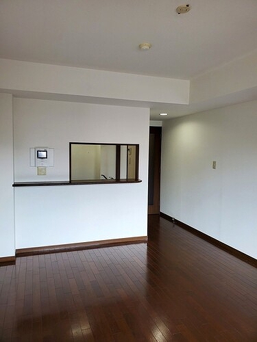 菊名レジデンシアプラザ2階 リビングダイニング　※2024年6月撮影