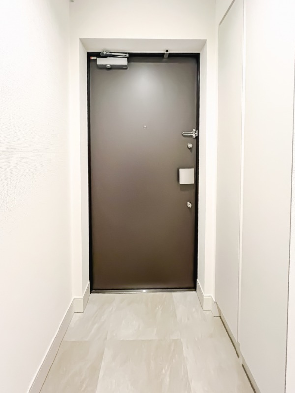 ドゥーエ王子神谷5階 玄関