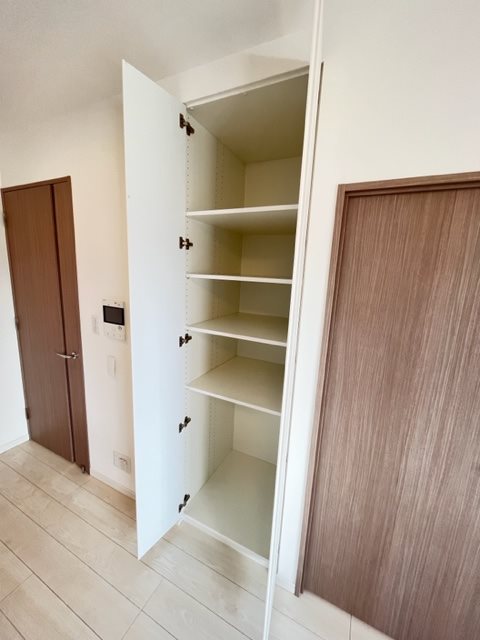 アジールコート新高円寺9階 収納