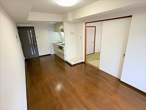 ライオンズマンション八王子めじろ台 リビングダイニング