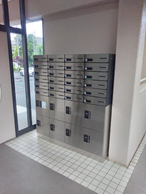 サンハイツコヤマ0306号室 集合ポスト・宅配ボックス