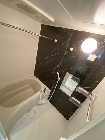 メゾンソレイユ希望ケ丘203号室 お風呂