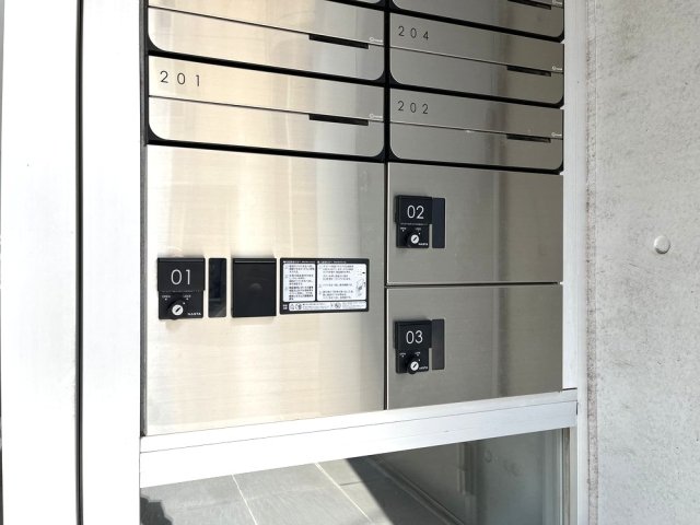 新宿早稲田レーベル2階 宅配BOX