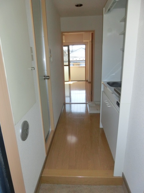 第2レジデンス初3階 部屋その他