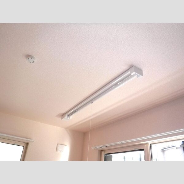 ヴィラ　リッツⅢ101号室 室内物干し