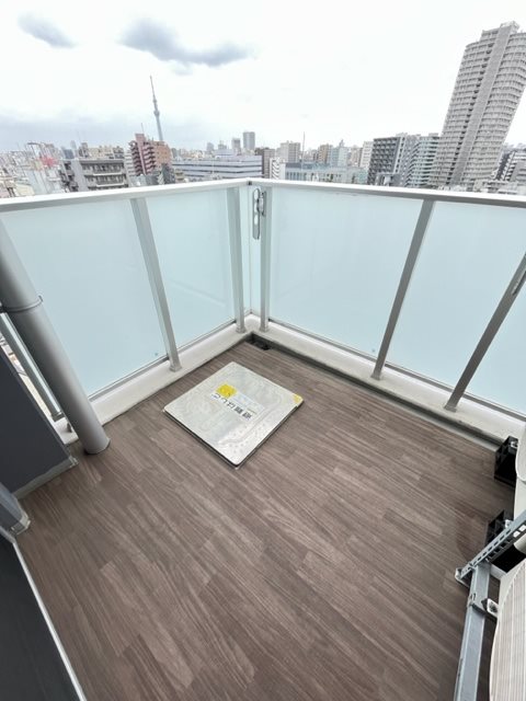 クレヴィアリグゼ日暮里12階 バルコニー