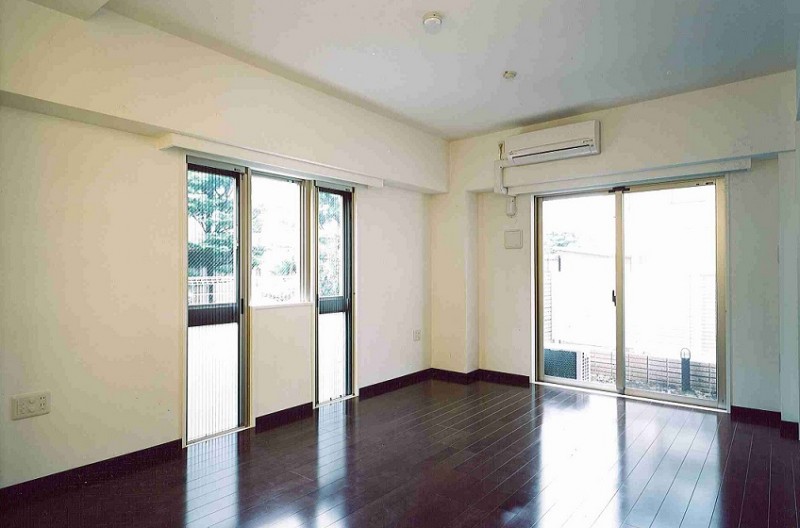 レジディア三軒茶屋Ⅱ5階 リビング