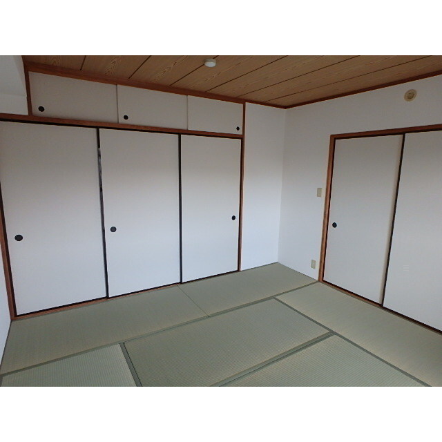 ロイヤルⅢ 内観