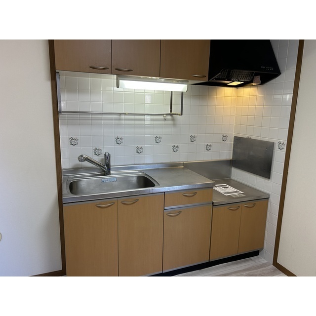 サニービレッジ1番館104号室 キッチン