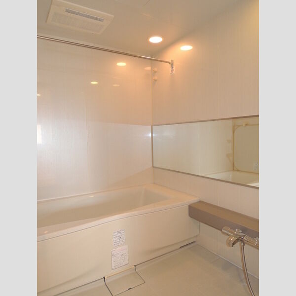 カスタリア池袋1403号室 お風呂