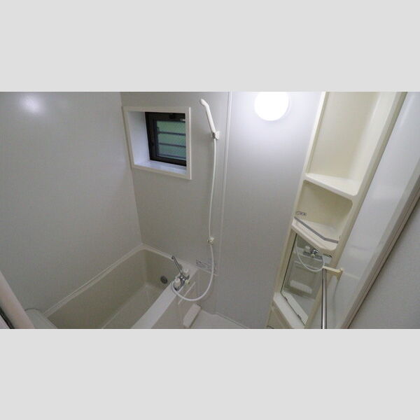 カーサ  ドルチェ(Casa  Dolce)105号室 浴室