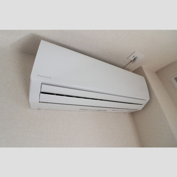 メゾン ド 常盤205号室 エアコン