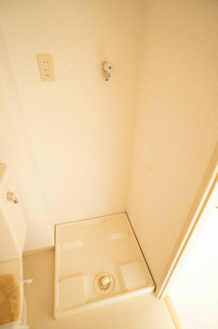 芝コーポ５号館0308号室 洗濯機置き場です。