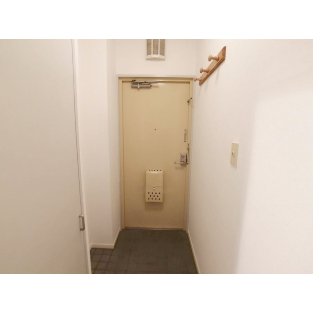 サリジェ志村公園204号室 玄関