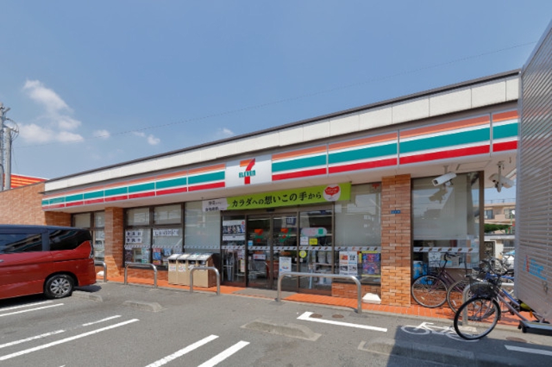 シャトレーヌ南加瀬3階 セブンイレブン南加瀬3丁目店