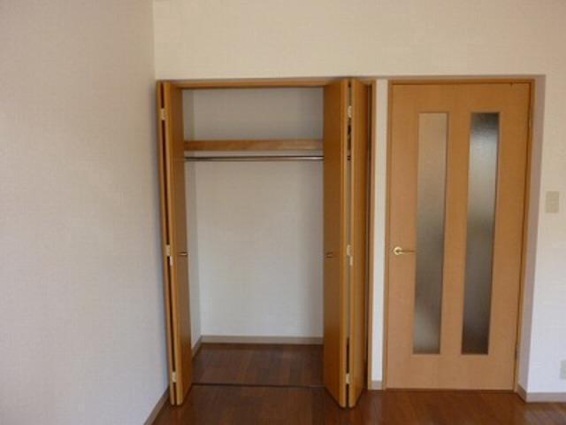 アレックス昱1階 収納