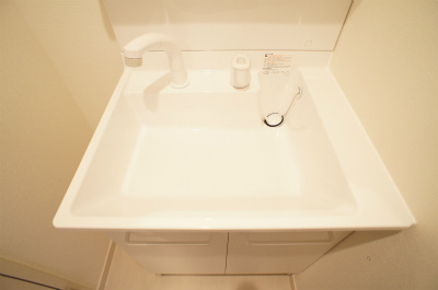 リブリ・PLAGE江ノ島1階 洗面