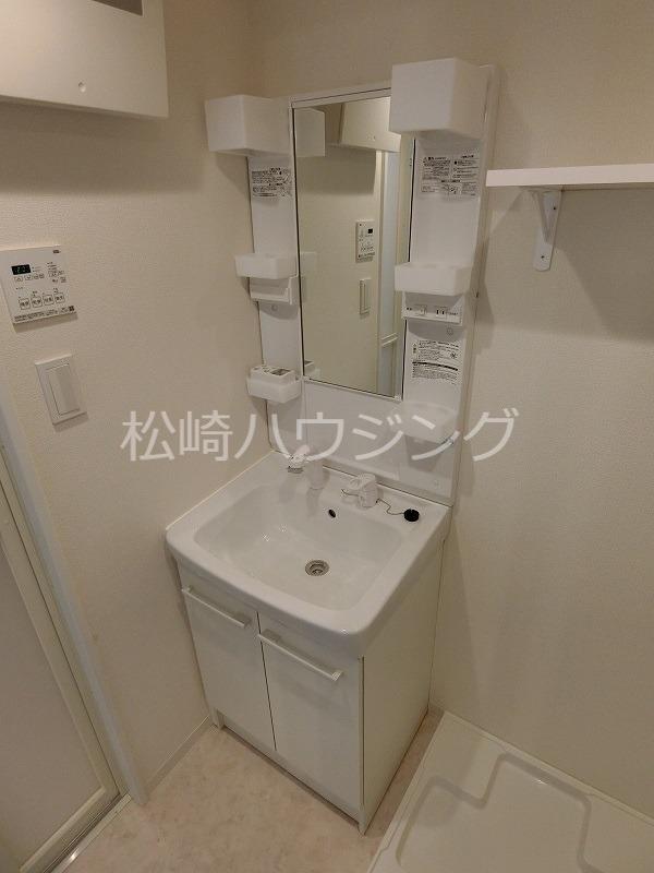 blue palette 中野平和の森 洗面