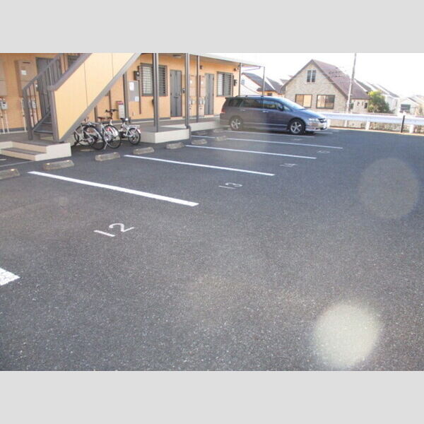 ヴィアノ　Ⅰ201号室 駐車場