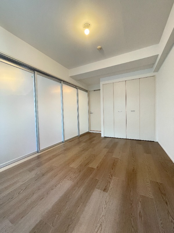 レジディア三越前15階 寝室