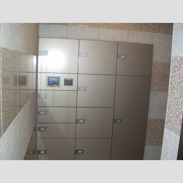 カラット中川 宅配ボックス