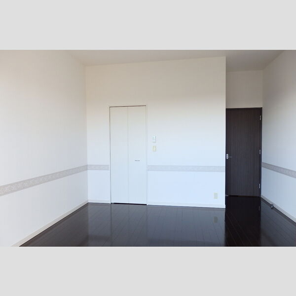 ロイヤルパークス若葉台1401号室 洋室3