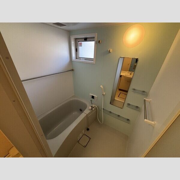 ソレイユA201号室 お風呂