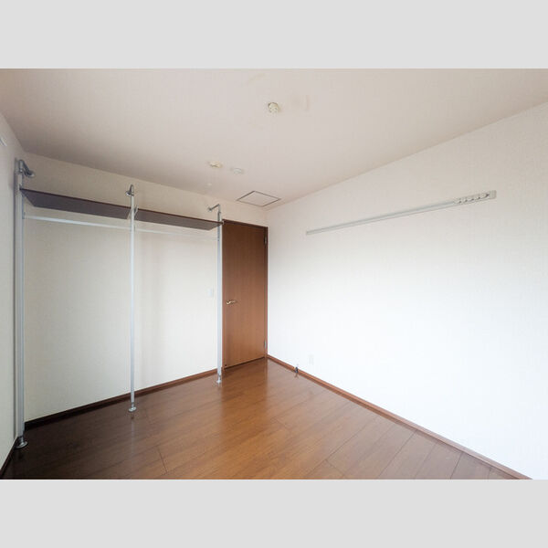 プリムローズ　Ⅳ102号室 洋室6帖