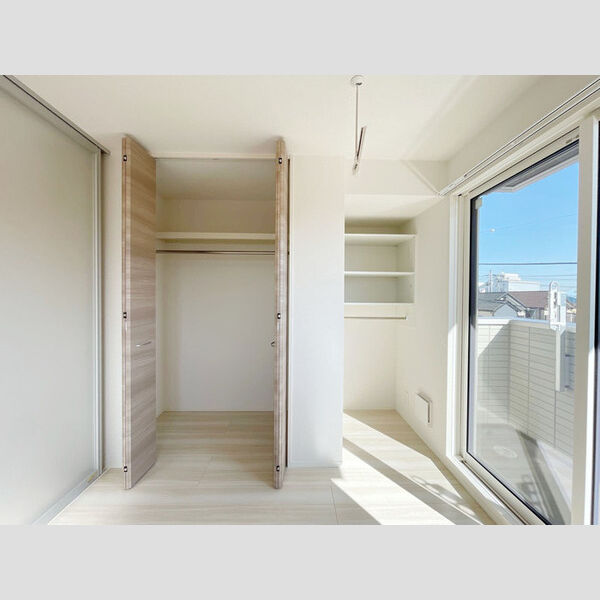 ルリアン加賀 収納