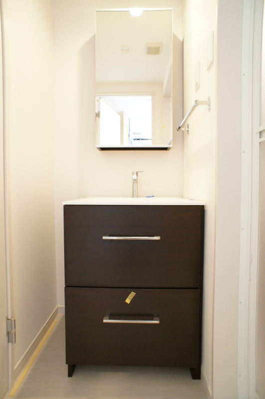 リブリ・腰越 洗面