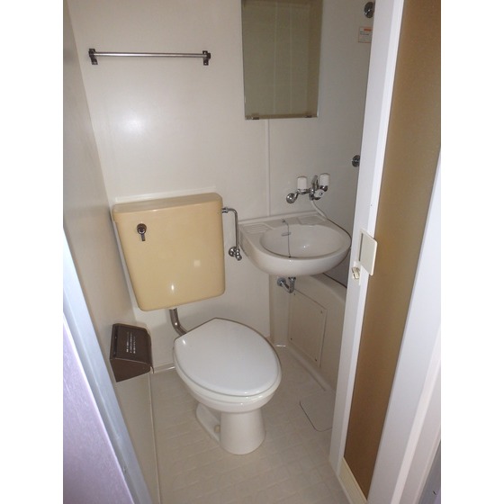 サンルーフ幕張202号室 トイレ