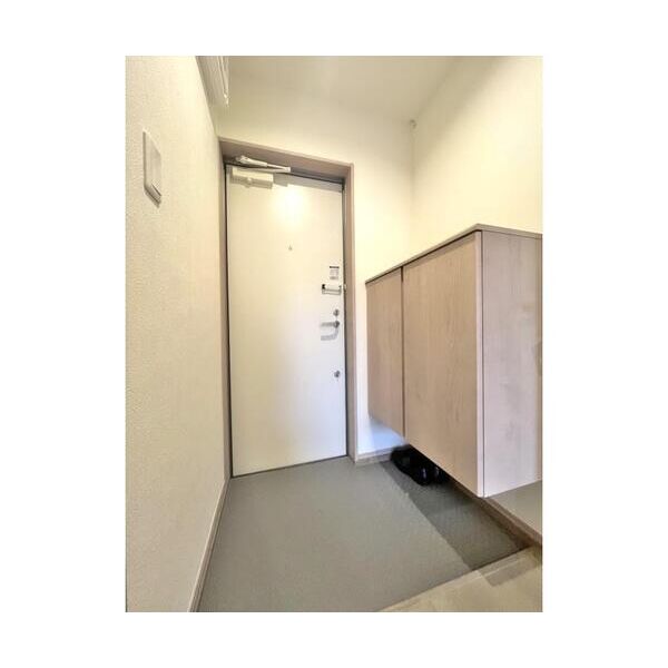 ミリアビタ稲毛 玄関