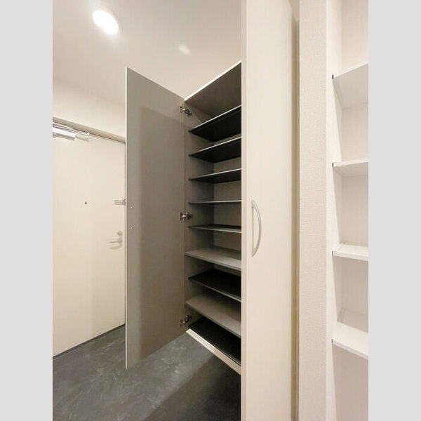 レイク・エスポワ シューズボックス