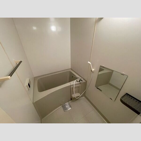 フローラルコート202号室 浴室