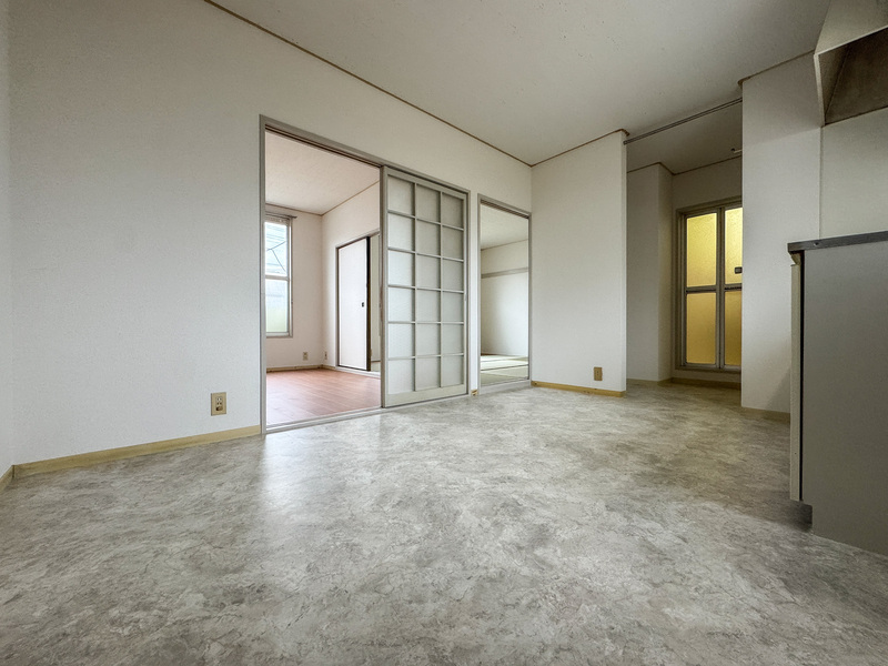 エコー・ハイツ1階 内観