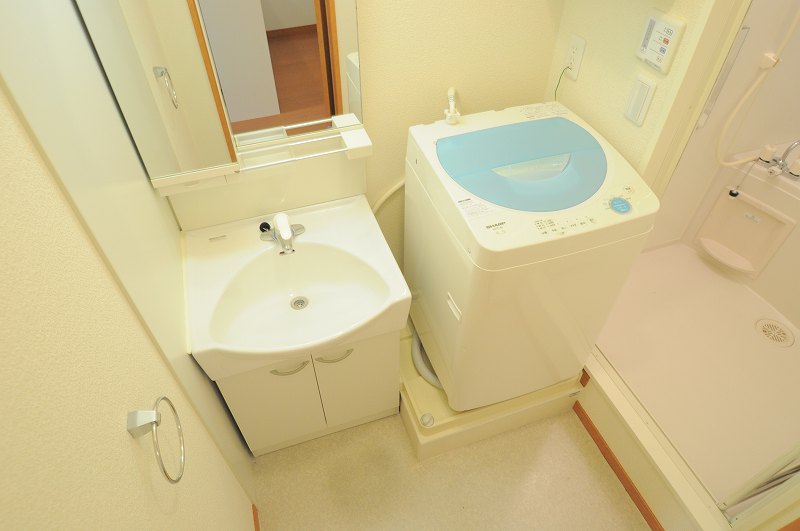 レオパレスリヴェールⅠ 独立洗面台