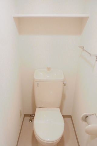 スカイコート三田慶大前 トイレ