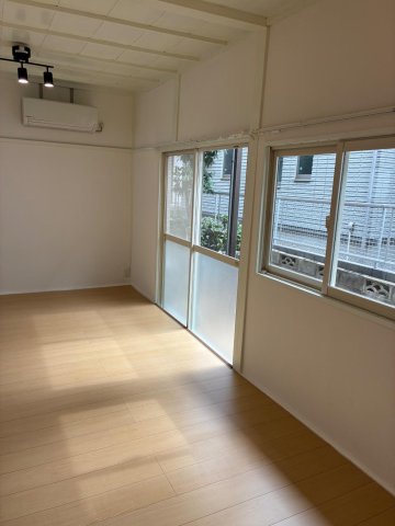 六高台西ハウス 内観