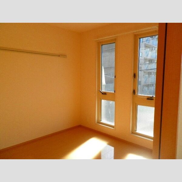 ボヌール新松戸　A棟201号室 洋室